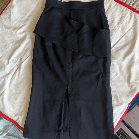 ALEXANDER MCQUEEN black pencil skirt with sash - Picture 8 of 10